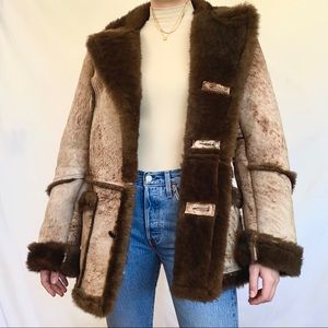 GORGEOUS VINTAGE FUR LINED SHEEPSKIN COAT🐑🤎
